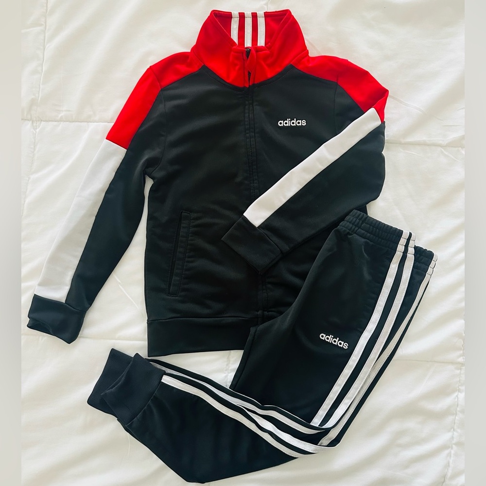 Adidas Tracksuit - 5T
